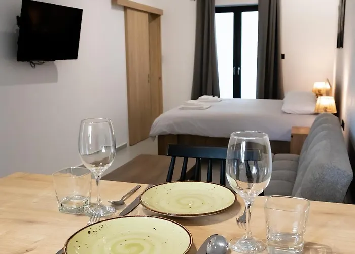 Epsilon Premium * Ermúpoli