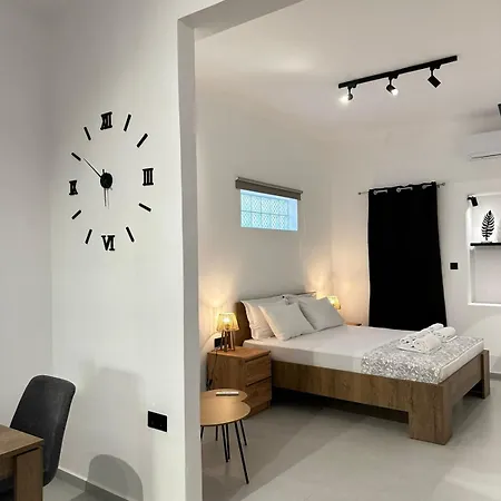 Epsilon Premium Apartament Ermupoli